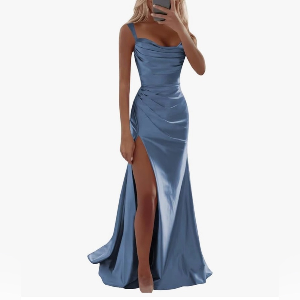 Chic Blue Satin Evening Dress
